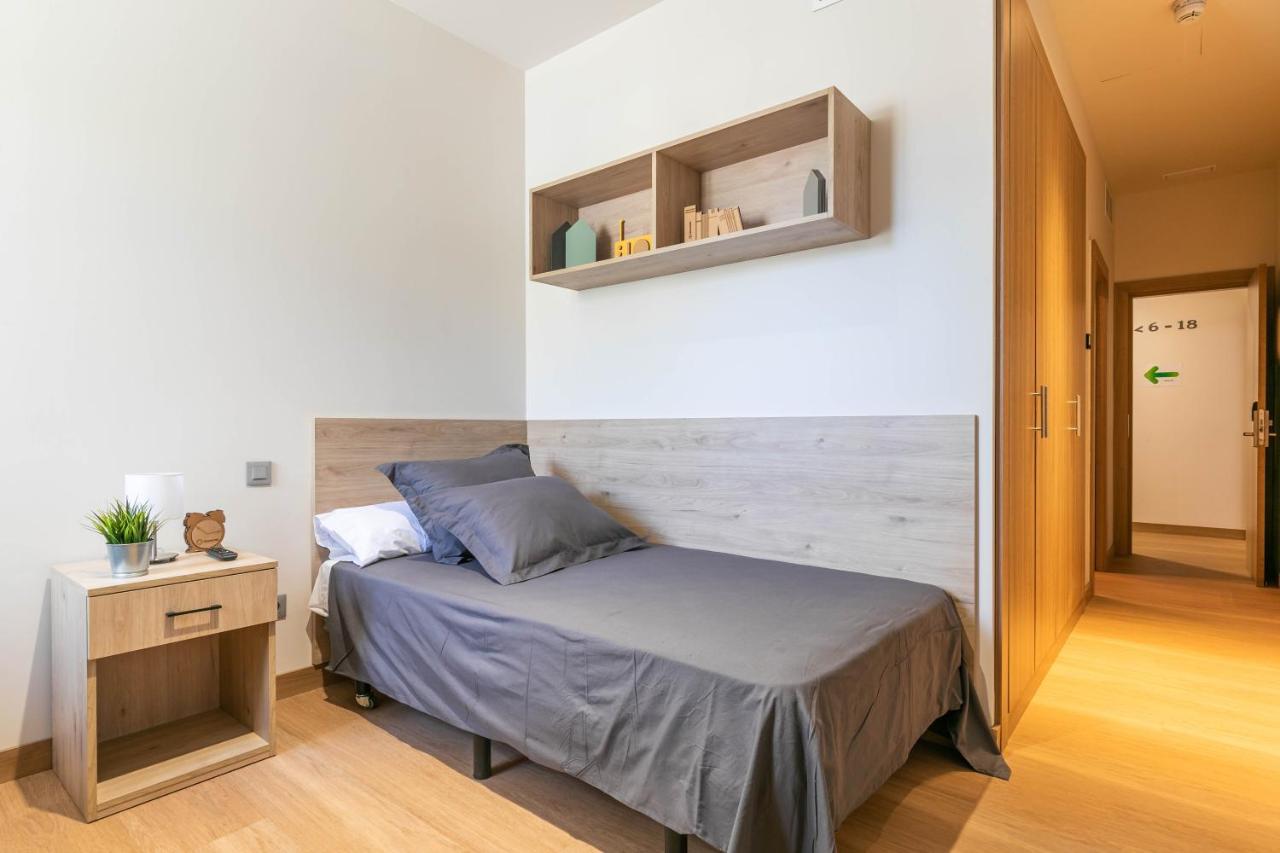 Micampus Aranjuez Student Residence Exteriör bild